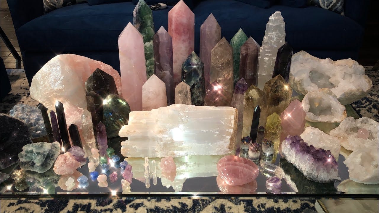 mineral crystal quartz