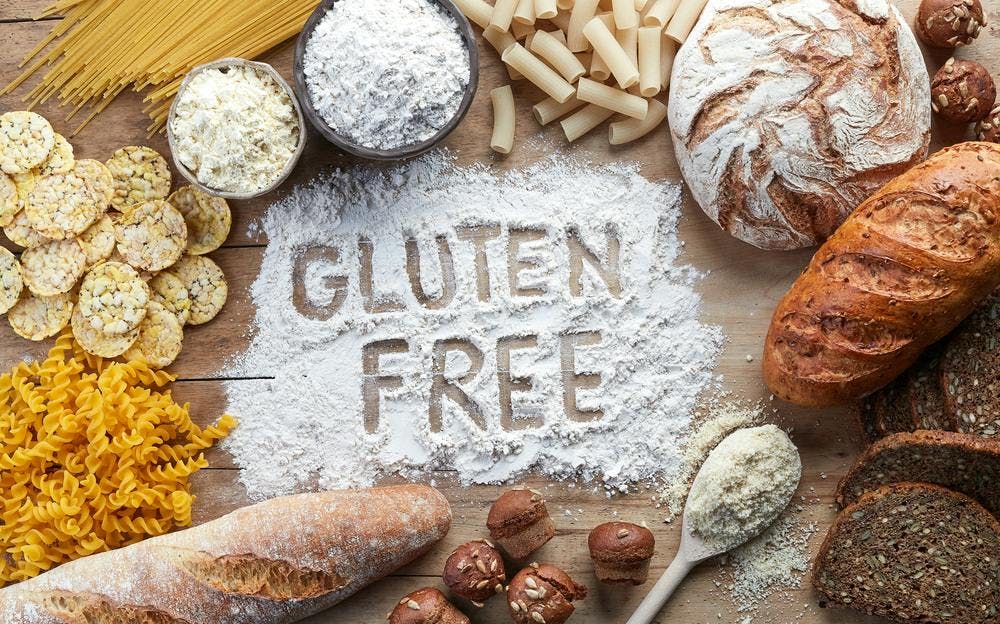 allergen,gluten,corn,whole,view,slice,flour,grain,different,baguette,allergy,nutrition,cereal,buckwheat,hypoallergenic,sensitivity,spaghetti,snack,roll,penne,gluten-free,healthcare,top,pasta,loaf,diet,free,organic,illness,bread,product,disease,ingredient,cookery,intolerance,alternative,control,rice,maize,food,allergic,celiac,meal,pastry,healthy,various,wooden,bun,fresh,intolerant bread food cutlery spoon