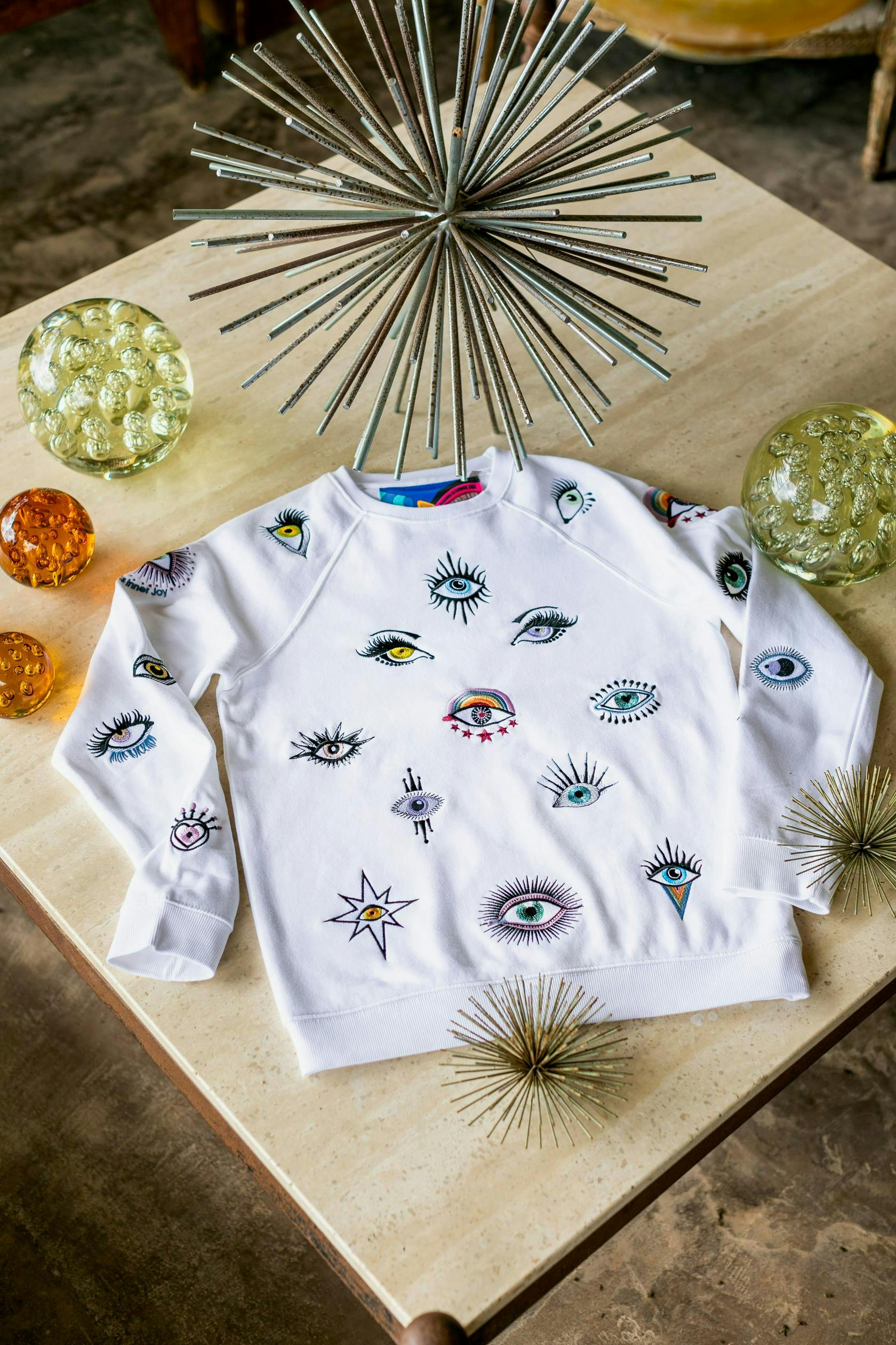applique pattern clothing sleeve long sleeve t-shirt plant person