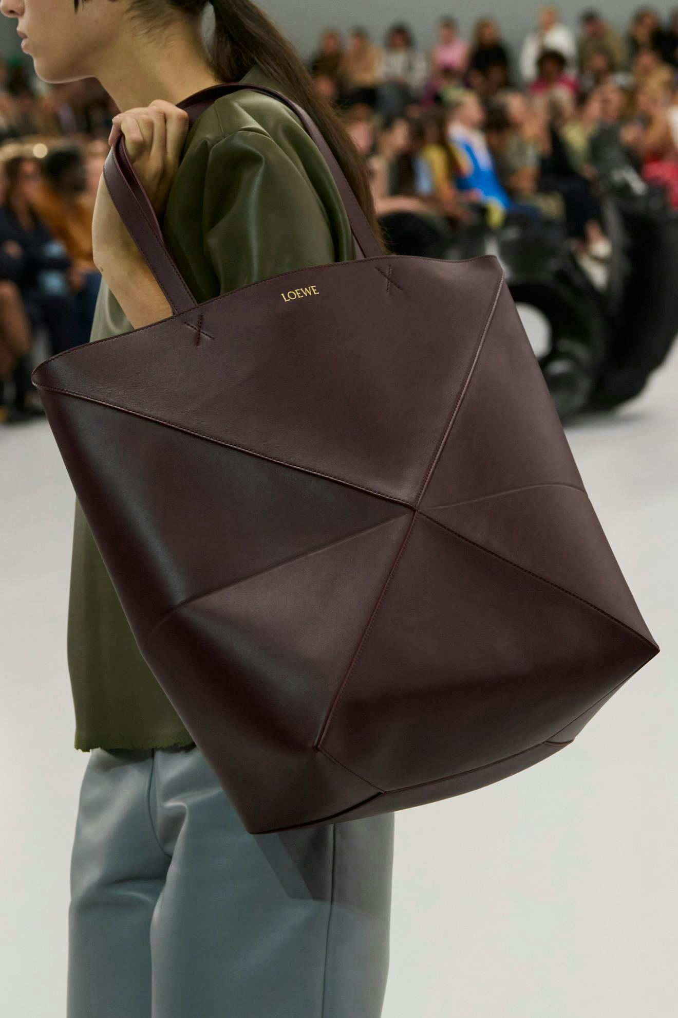 accessories bag handbag purse tote bag person face head